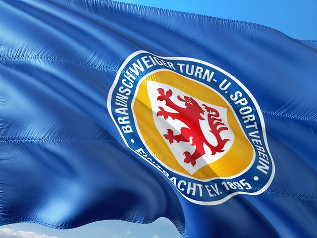 供了更多战 供了更多战